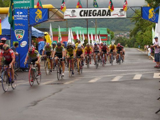 ETAPA DO CAMPEONATO GAUCHO DE CICLISMO NOVA HARTZ RS POR SAULO DE