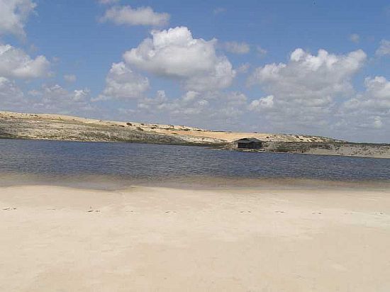 PRAIA DE URUA-CE-LAGOAS DE URUA-FOTO:LICIATURVIAGENS.COM - PRAIA DE URUA - CE