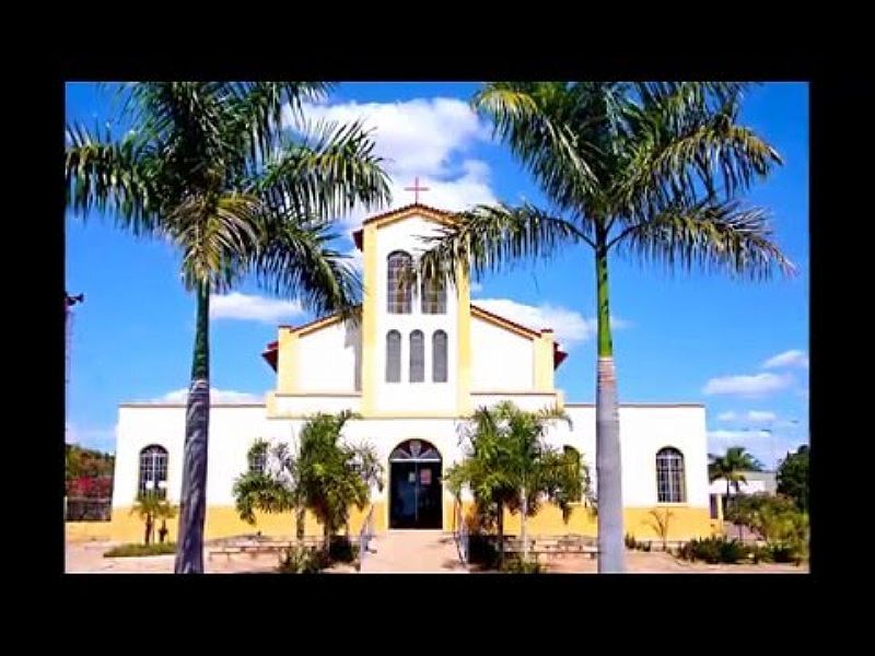 NOVO BRASIL-GO-IGREJA MATRIZ-FOTO:BARNAB NETO - NOVO BRASIL - GO