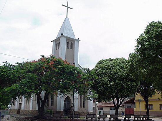 IGREJA MATRIZ DE SANTA RITA - SANTA RITA DO ITUETO - MG