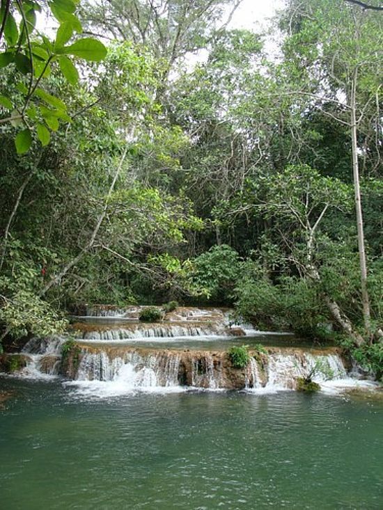 CACHOEIRA DO RIO FORMOSO NO PARQUE DAS CACHOEIRAS EM BONITO-MS-FOTO:PAULO YUJI TAKARADA - BONITO - MS