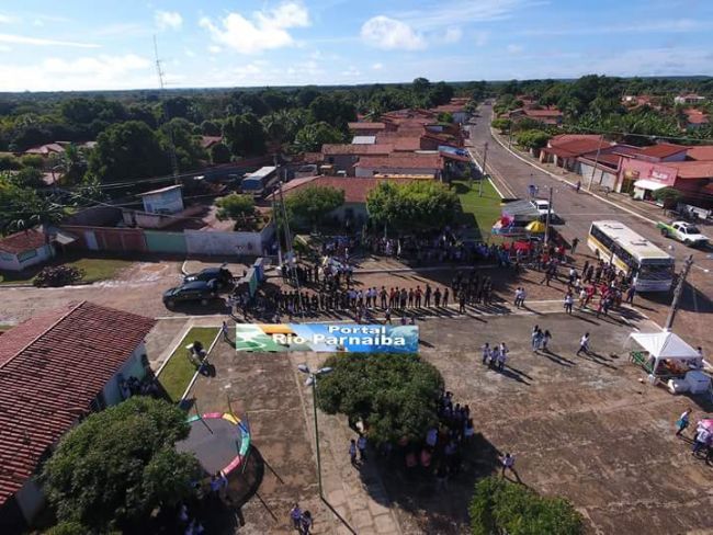 FOTO AREA  DA PRAA DAS MANGUEIRAS, POR KAROLINE REIS DOS SANTOS - MADEIRO - PI