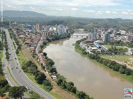 RESENDE FOTO POR OLHAR PANORAMICO (PANORAMIO) - RESENDE - RJ