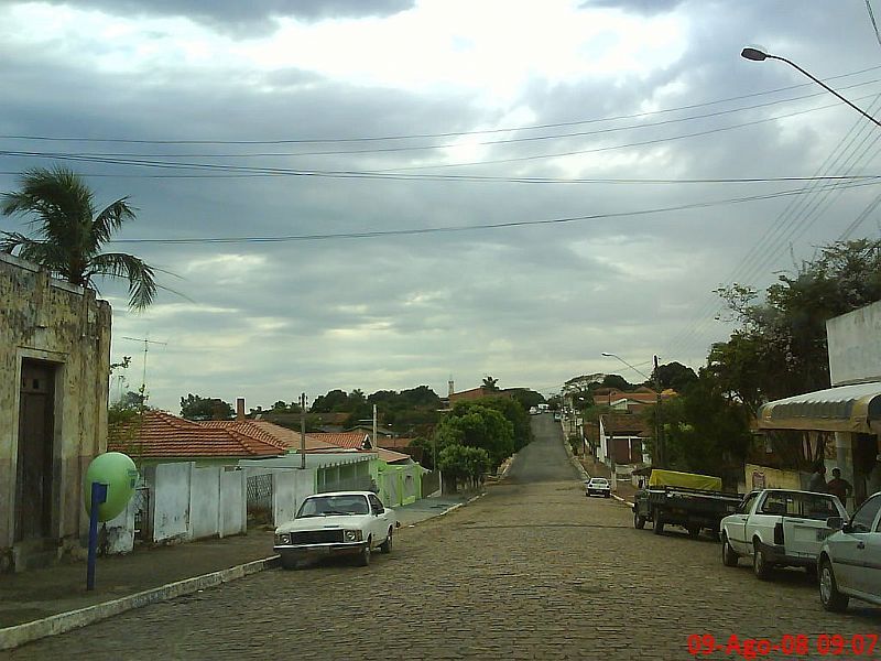 INDIANA-SP-RUA DR.JOO MUNHOZ,RUA PRINCIPAL-FOTO:CIDONIO FREIRE - INDIANA - SP