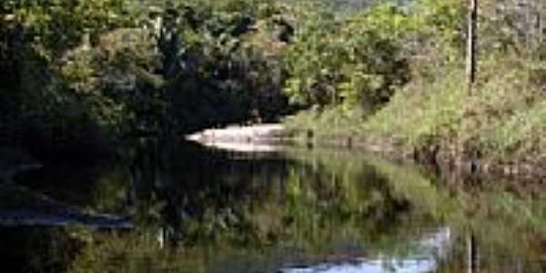 Poo do Sucur,na trilha da Cachoeira dos Payay, em Sade-BA-Foto:Jorge LN