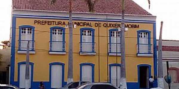 Quixeramobim-CE-Prefeitura Municipal-Foto:Lucia Gonalves-Facebbook