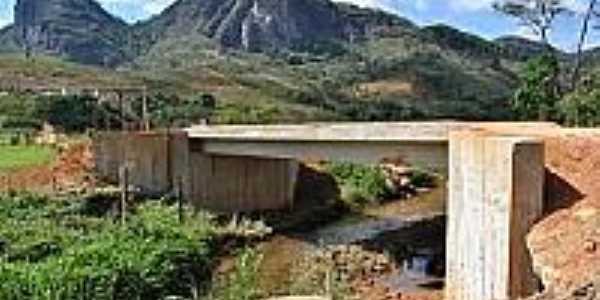 Ponte em Santa Terezinha-Foto:www3.afonsoclaudio.es.