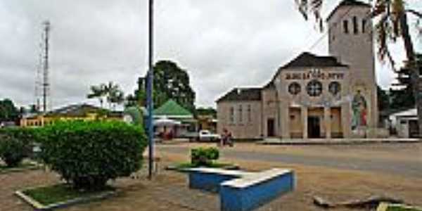 Tarauac-AC-Praa e Igreja de So Jos-Foto:Jezaflu Jesus
