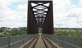 Estreito - Estreito-MA-Ponte Ferroviria que liga Aguiarnpolis-TO  Estreito-MA-Foto:Nando Cunha