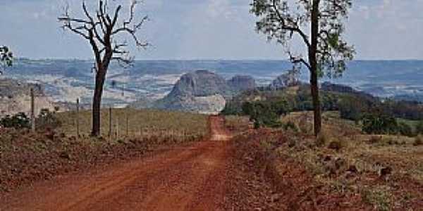 Claraval-MG-A regio vista da estrada-Foto:adauto rodrigues