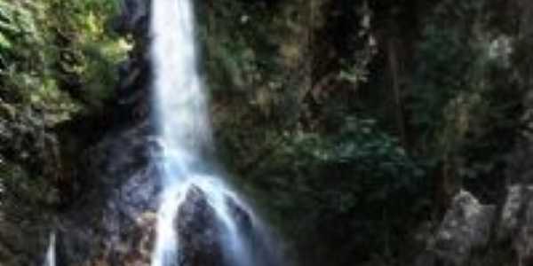 Cachoeira do Faco, Por Amauri Henrique de Lima