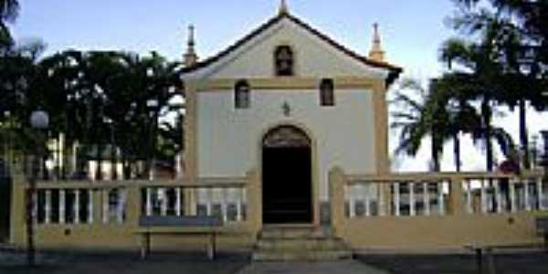 Igreja de N.Sra.do Rosrio, em 29052010 aps a pintura-Foto:@Jayme_CRF