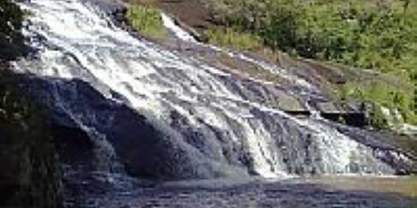 Cachoeira em Jacarandira-Foto:newprofile0
