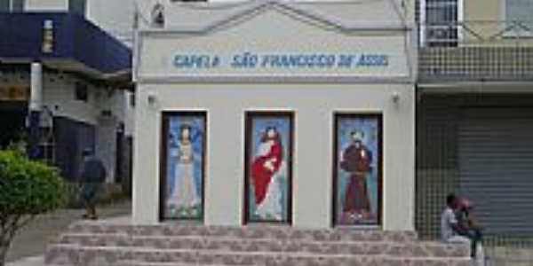Capela So Francisco em Monte Gordo, por Helio Queiroz.