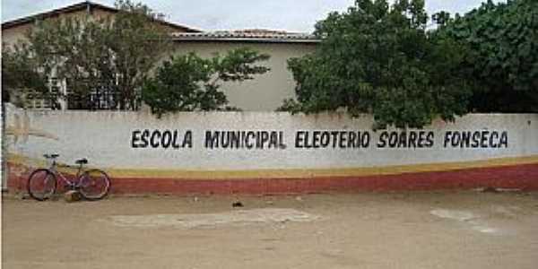 Pinhes-BA-Escola Municipal-Foto:Escola de Formao